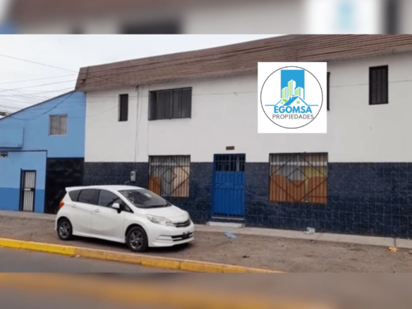 Vista principal y acceso corporativo del complejo comercial e industrial en Iquique