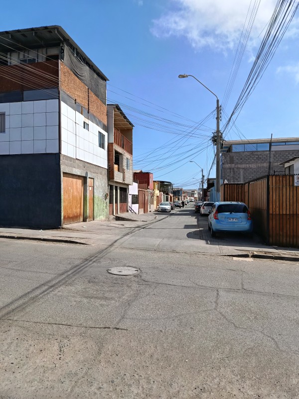 Casa con Mini Departamento Independiente – Alto Hospicio
