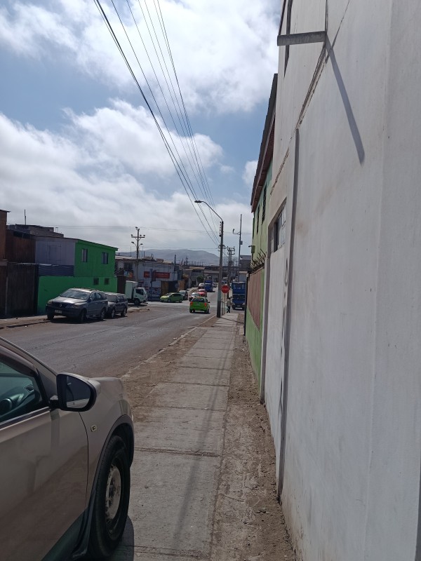 Casa con Mini Departamento Independiente – Alto Hospicio
