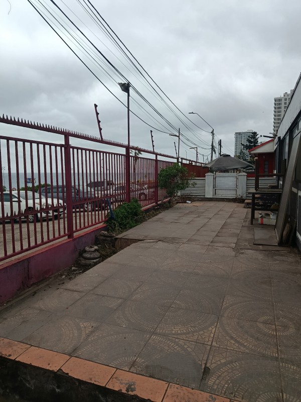 Inmueble Comercial en Av. Playa Brava | Ideal para Proyecto
