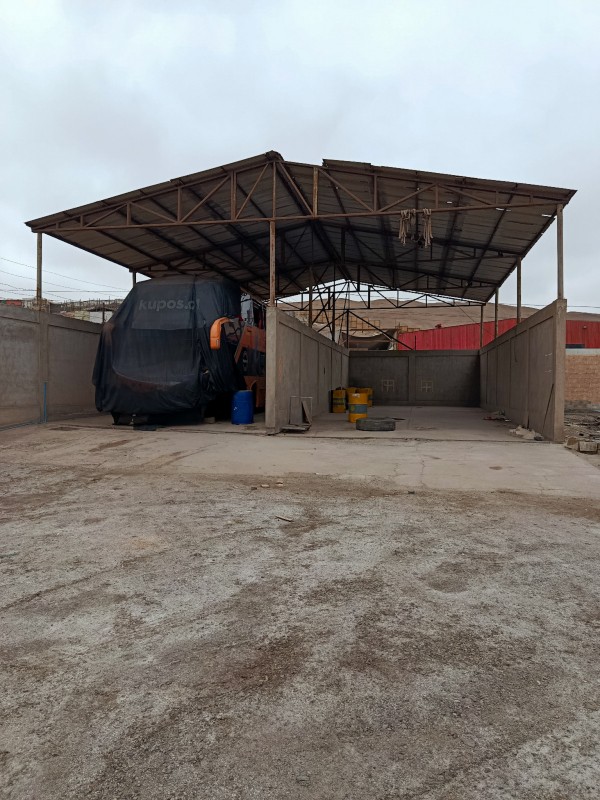 Centro operativo industrial 5.000 m² – Alto Hospicio