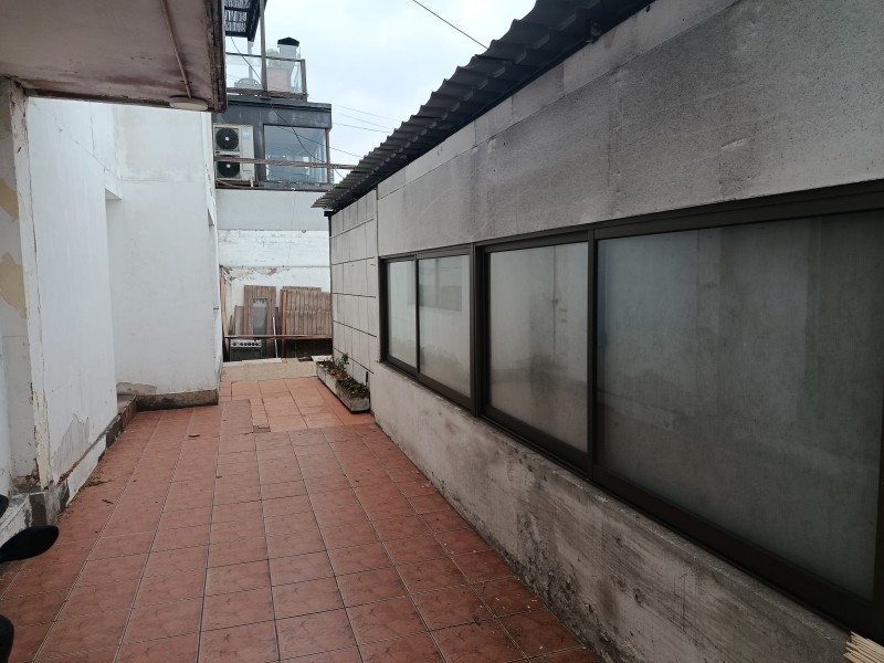 Inmueble Comercial en Av. Playa Brava | Ideal para Proyecto