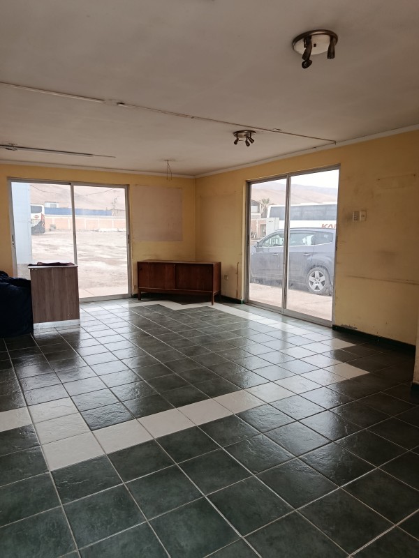 Centro operativo industrial 5.000 m² – Alto Hospicio